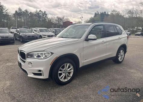 2015 BMW X5 xDrive35D z USA, uszkodzony, nr VIN 5UXKS4C59F0N09643